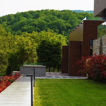 Villa #skgh Arbitrage Hyperluxe -near Pozar Baths & Kaimaktsalan Mountain *